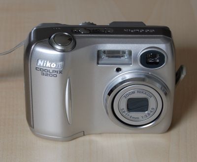 Nikon Coolpix 3200