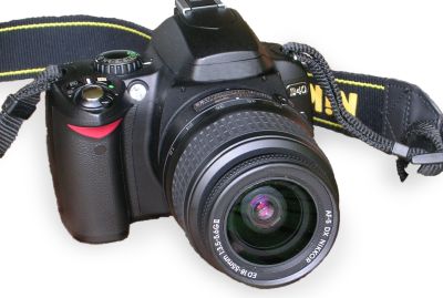 Nikon D40 SLR camera